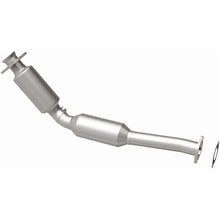Load image into Gallery viewer, MagnaFlow 04-11 Lincoln Town Car V8 4.6L GAS California Catalytic Converter Direct Fit - 5411010