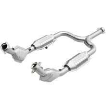 Load image into Gallery viewer, MagnaFlow Direct Fit Catalytic Converter 01-04 Ford Mustang 3.8L CA - 454007