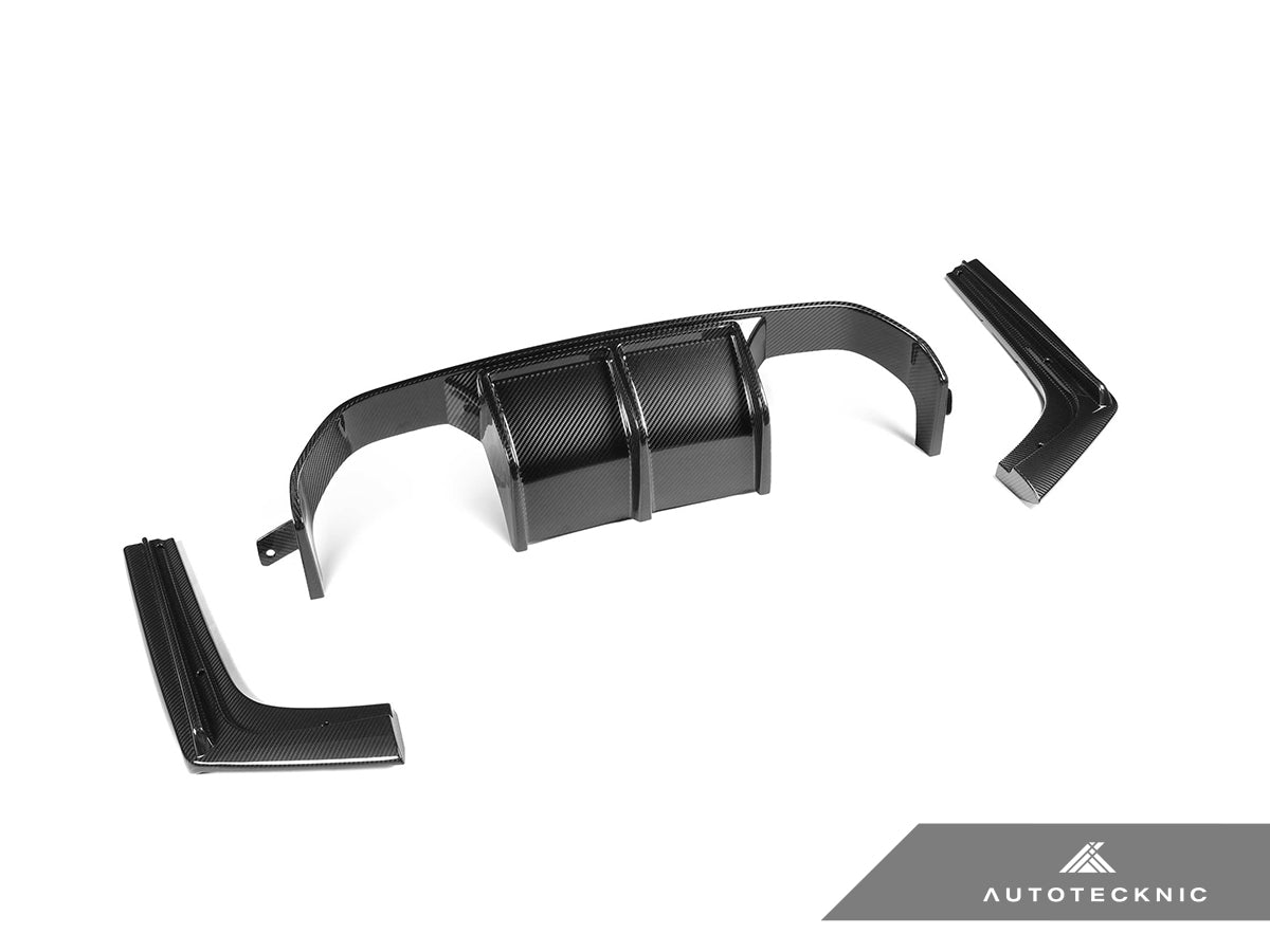 AutoTecknic Dry Carbon Versus Rear Diffuser Set - BMW F80 M3 | F82/ F83 M4