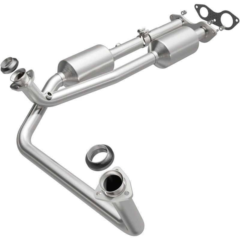 MagnaFlow Direct Fit Catalytic Converter California Grade 96-00 GM Tahoe/Yukon/Escalade 5.7L - 4451453
