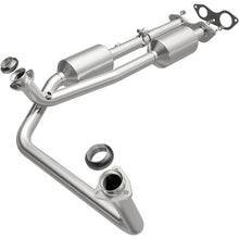 Load image into Gallery viewer, MagnaFlow Direct Fit Catalytic Converter California Grade 96-00 GM Tahoe/Yukon/Escalade 5.7L - 4451453