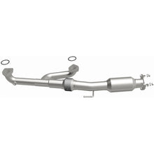 Load image into Gallery viewer, MagnaFlow Direct Fit Catalytic Converter 16-17 Honda Odyssey 3.5L V6 Underbody - 21-282