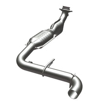 Load image into Gallery viewer, MagnaFlow Direct Fit Catalytic Converter 01 Ford Lightning 5.4L - 447151