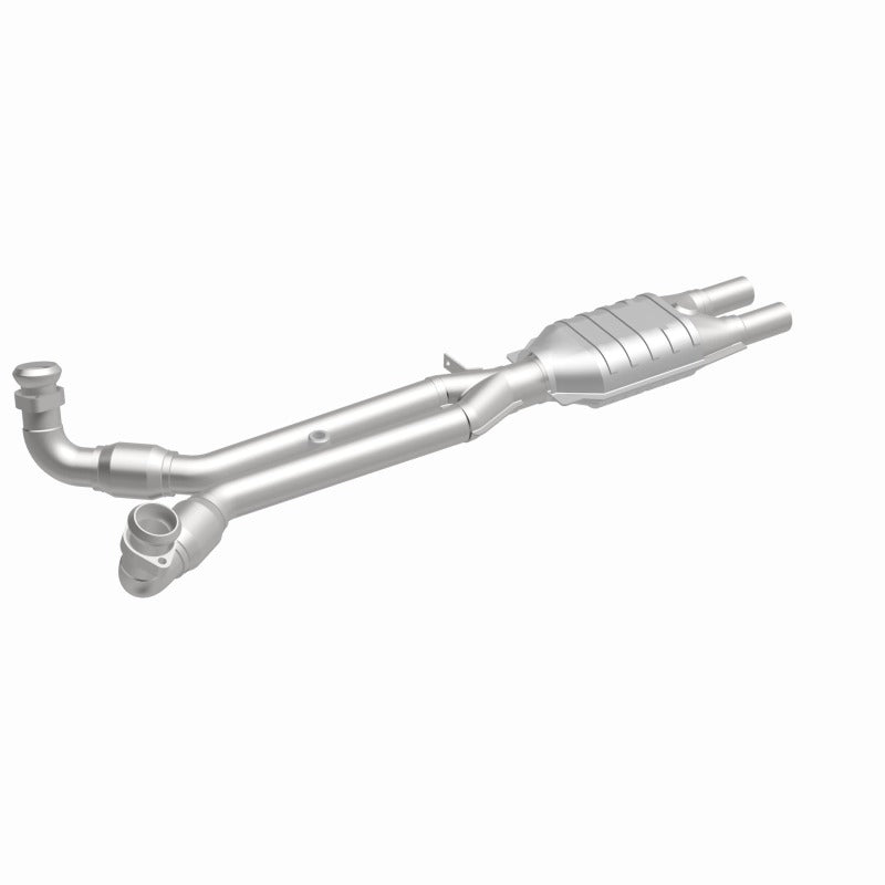 MagnaFlow Direct Fit Catalytic Converter 81-86 Alfa Romeo GTV6 2.5L - 23097