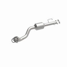 Load image into Gallery viewer, MagnaFlow 2004 Isuzu Rodeo 3.2L Direct Fit Converter - 4551633