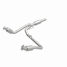 Load image into Gallery viewer, MagnaFlow 01-02 Dodge Ram 2500 5.9L Direct Fit Converter - 4583497
