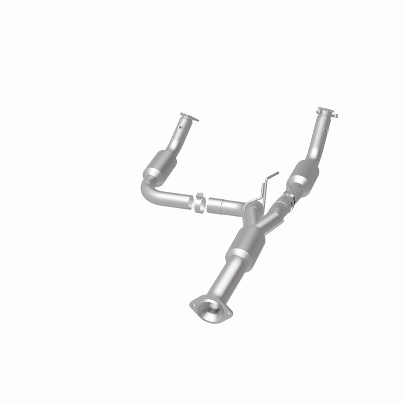MagnaFlow 12-17 Chevrolet Express 3500 6.0L Direct Fit Converter - 5582113