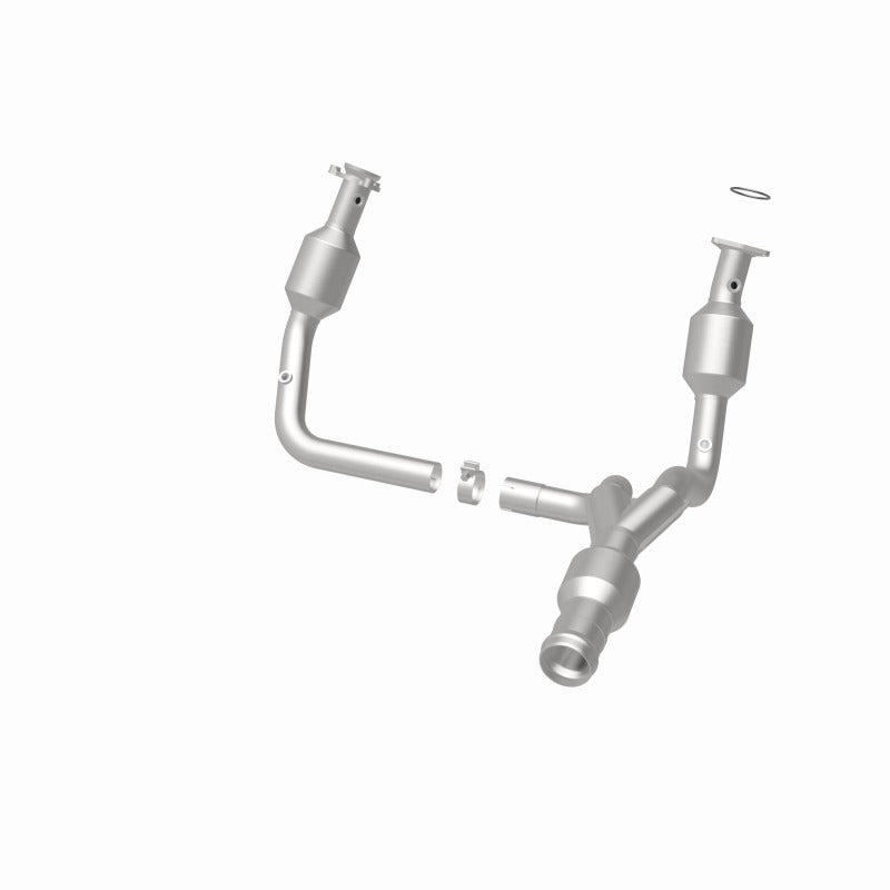 MagnaFlow Direct Fit Catalytic Converter 2015 GMC Yukon XL V8 6.2L - 52617