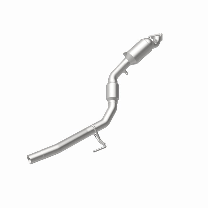 MagnaFlow Direct Fit Catalytic Converter 11-15 Volkswagen Touareg V6 3.6 OEM Underbody - 52411