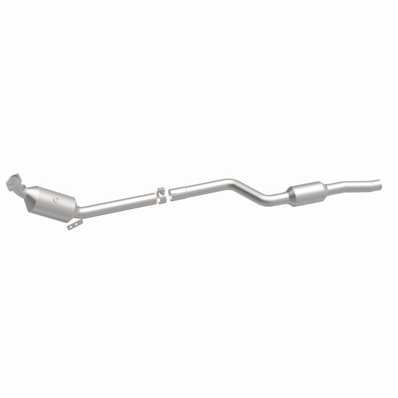 MagnaFlow 2011 C300 V6 3 OEM Underbody Direct Fit Converter - 21-437
