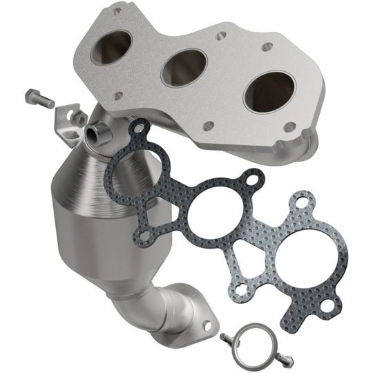 MagnaFlow Direct Fit Catalytic Converter 11-15 Sienna 3.5 Manifold - 52548