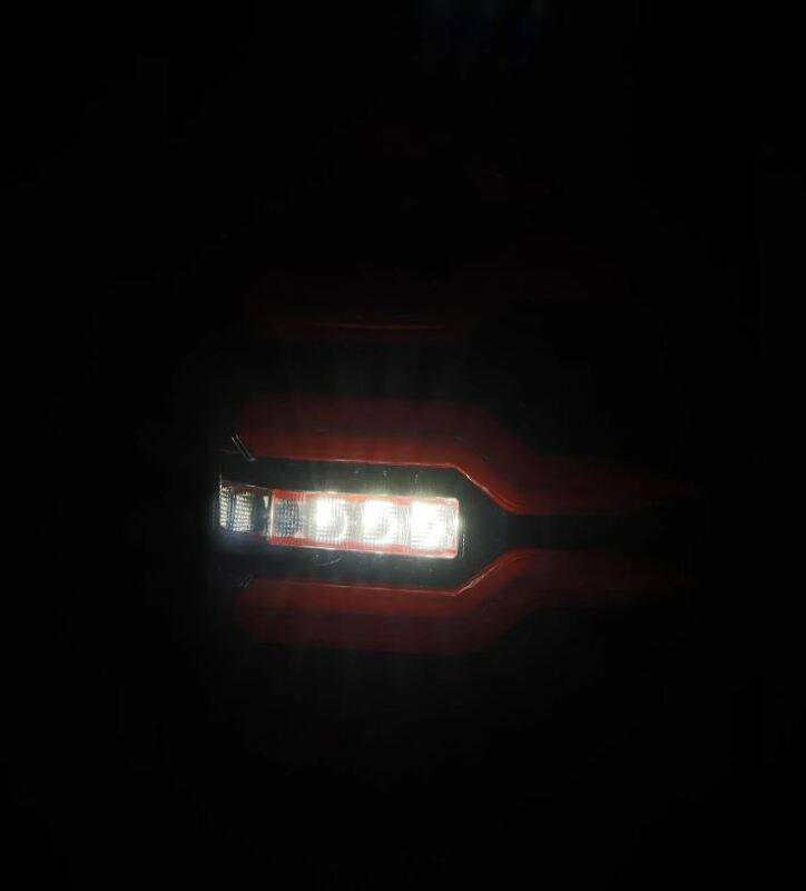 AlphaRex 99-06 Chevrolet Silverado/99-06 GMC Sierra LUXX-Series LED Tail Lights - Black/Red - 620007