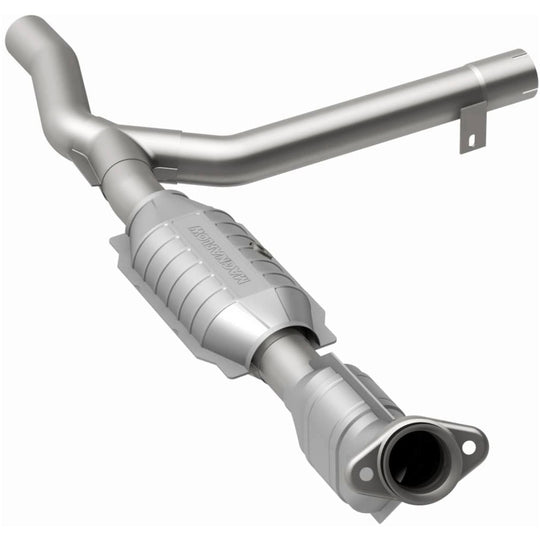 MagnaFlow Direct Fit Catalytic Converter 00-01 Ford F-150 4.6L 2wd - 93153