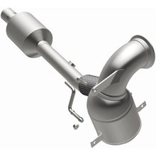 Load image into Gallery viewer, MagnaFlow Direct Fit Catalytic Converter 19-20 Volkswagen Jetta 1.4L Underbody - 280340