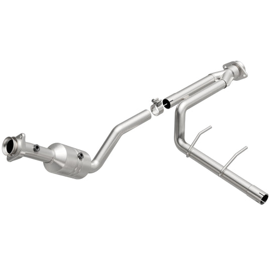 MagnaFlow Direct Fit Catalytic Converter 2011-2014 F-150 3.7L Underbody - 52156