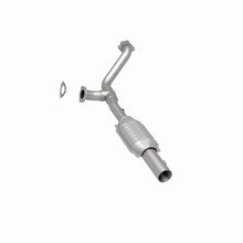 Load image into Gallery viewer, MagnaFlow Conv DF 2003 Dodge Ram 2500 Pickup Truck 5.7L 2WD - 24461