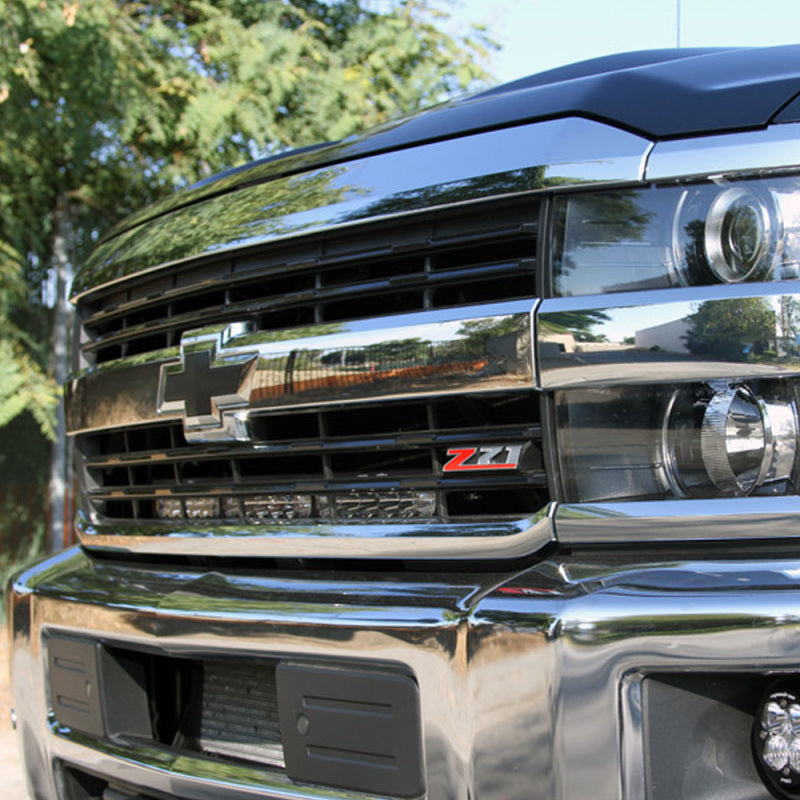 Baja Designs 2017 Chevreolet Silverado 2500/3500 HD 30in OnX6+ Grille Light Bar Kit - 5000K Daylight - 447769
