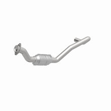 Load image into Gallery viewer, MagnaFlow Conv DF 04-05 Dodge RAM 1500 Pickup 3.7L (Inc 4WD 4.7L) D/S - 93417