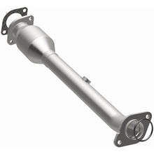 Load image into Gallery viewer, MagnaFlow Direct Fit Catalytic Converter OEM 05-06 Nissan Pathfinder 4.0L - 5491670