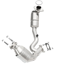 Load image into Gallery viewer, MagnaFlow Direct Fit Catalytic Converter 00-03 Ford Taurus 3.0L fron - 444226