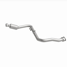 Load image into Gallery viewer, MagnaFlow 05-06 Land Rover LR3 4.4L Direct Fit Converter - 4651719