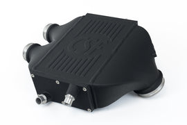 CSF 2014+ BMW M3/M4 (F8X) Top Mount Charge-Air-Cooler - Crinkle Black - 8082