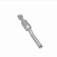 Load image into Gallery viewer, MagnaFlow 2009 Ford E-450 Super Duty V8 5.4L Underbody Direct-Fit Catalytic Converter - 280448