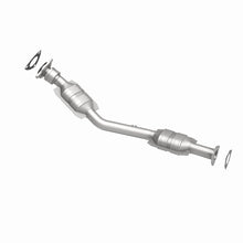 Load image into Gallery viewer, MagnaFlow Direct Fit Catalytic Converter 07-10 Saturn VUE 2.4L - 51722