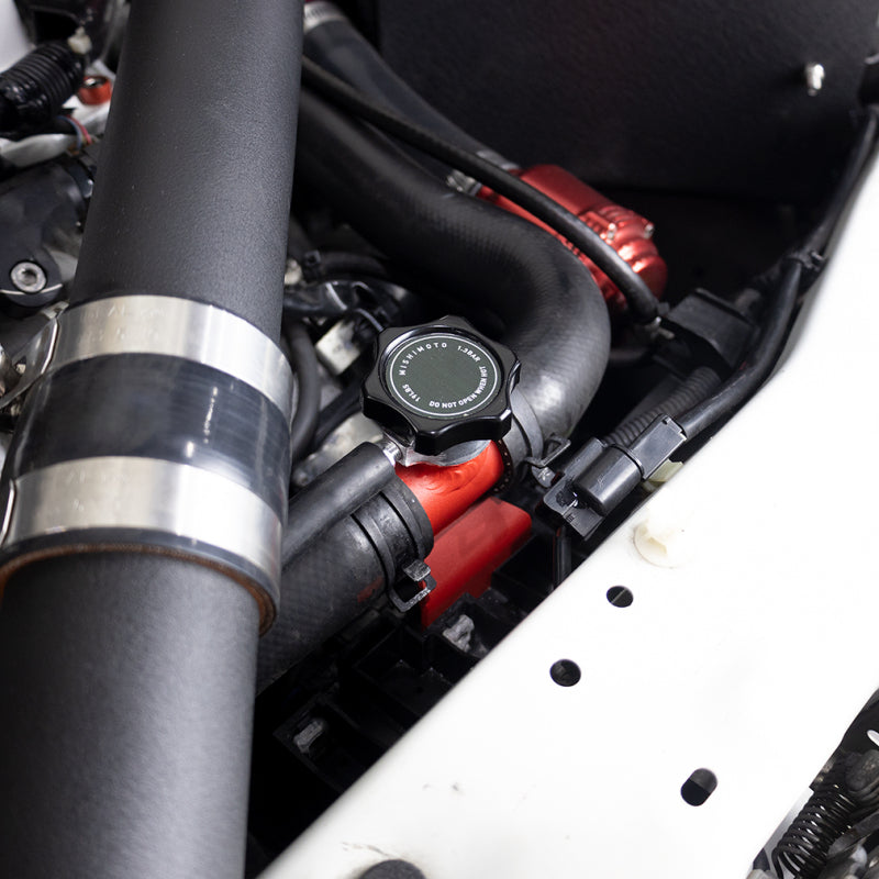 Mishimoto 08-15 Mitsubishi Lancer Evo X Coolant Fill Inlet - Black - MMFN-EVO-BK