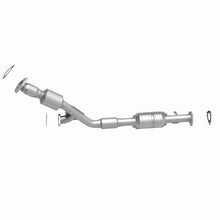 Load image into Gallery viewer, MagnaFlow Direct Fit Catalytic Converter 02-03 Saturn Vue 3.0L Rear - 51391