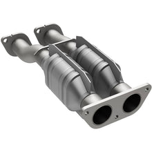 Load image into Gallery viewer, MagnaFlow Direct Fit Catalytic Converter Explorer-Mountaineer 96-98 - 23310