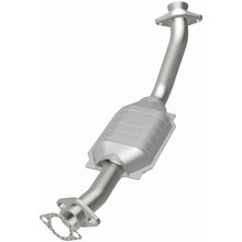 Load image into Gallery viewer, MagnaFlow Direct Fit Catalytic Converter Ford-Lincoln-Mercury 9 - 93384