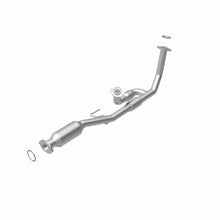 Load image into Gallery viewer, MagnaFlow Direct Fit Catalytic Converter California Grade CARB Compliant 95-97 Toyota Avalon - 4481892