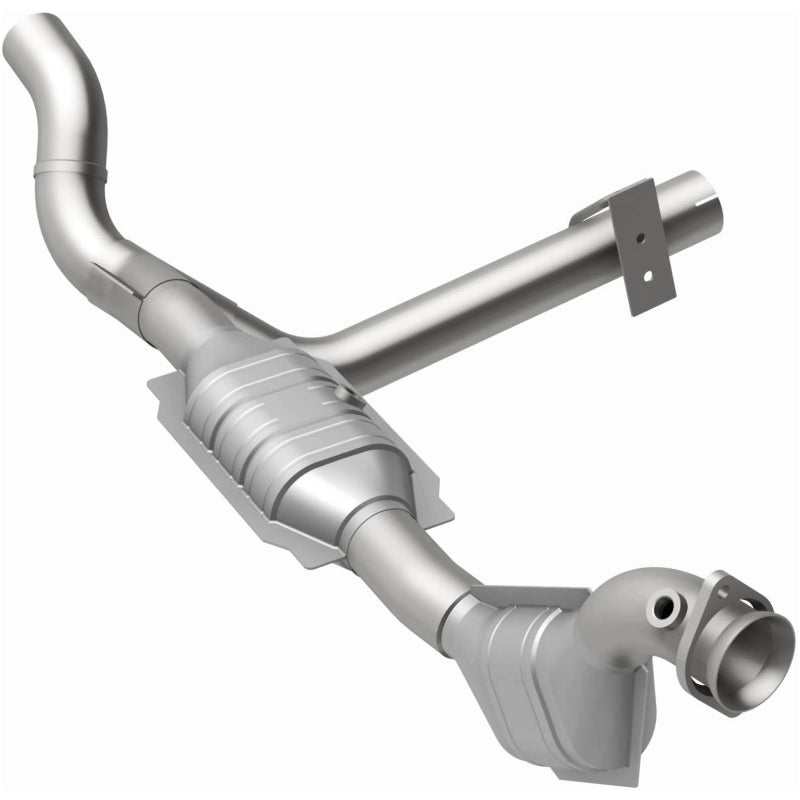 MagnaFlow Direct Fit Catalytic Converter 01 Ford Trucks 4.6L - 51839