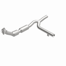 Load image into Gallery viewer, MagnaFlow 02-03 Ford F-150 5.4L Direct Fit Converter - 4583622
