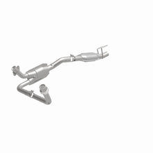 Load image into Gallery viewer, MagnaFlow 92-95 Ford E-150 5.0L Direct Fit Converter - 93423