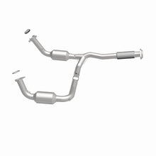Load image into Gallery viewer, MagnaFlow 2004 Buick Rainier 5.3L Direct Fit Converter - 4451172