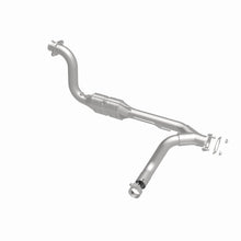 Load image into Gallery viewer, MagnaFlow Direct Fit Catalytic Converter 07-09 Chrysler/Dodge Aspen/Durango 5.7L Passenger Side - 49652