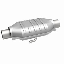 Load image into Gallery viewer, MagnaFlow Universal Catalytic Converter 2 W/Air FED - 93514