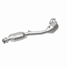 Load image into Gallery viewer, MagnaFlow 2005 Subaru Outback 2.5L Direct Fit Converter - 5481622