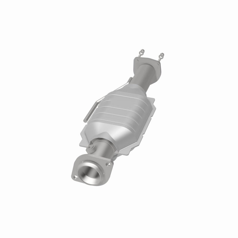 MagnaFlow Direct Fit Catalytic Converter 00-04 Jeep Wrangler Rear - 447211