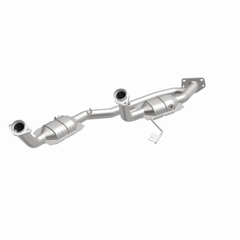 MagnaFlow Direct Fit Catalytic Converter 04 Ford Freestar 3.9L - 49079