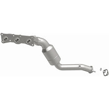 Load image into Gallery viewer, MagnaFlow Direct Fit Catalytic Converter 2008-2010 BMW 528i/528i xDrive 3.0L Underbody - 5531222