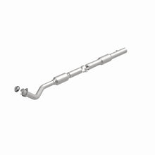 Load image into Gallery viewer, MagnaFlow 97-00 Express 1500 5.7 OEM Underbody Direct Fit Converter - 52051