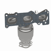 Load image into Gallery viewer, Magnaflow 07-10 Kia Sedona 3.8L California Grade CARB Compliant DF Manifold Catalytic Converter - 5582855