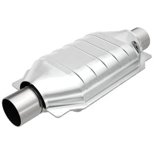 Load image into Gallery viewer, MagnaFlow Universal Catalytic Converter 2 W/O2 Boss - 94234