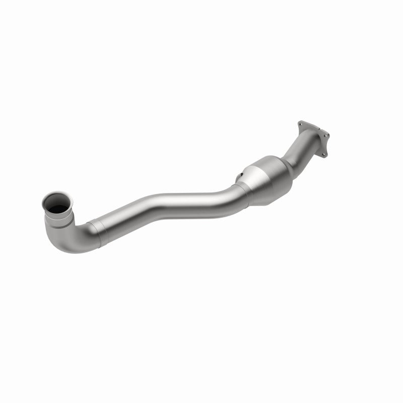 MagnaFlow Direct Fit Catalytic Converter01-05 GM Silv/Sierra 6.6L - 60501
