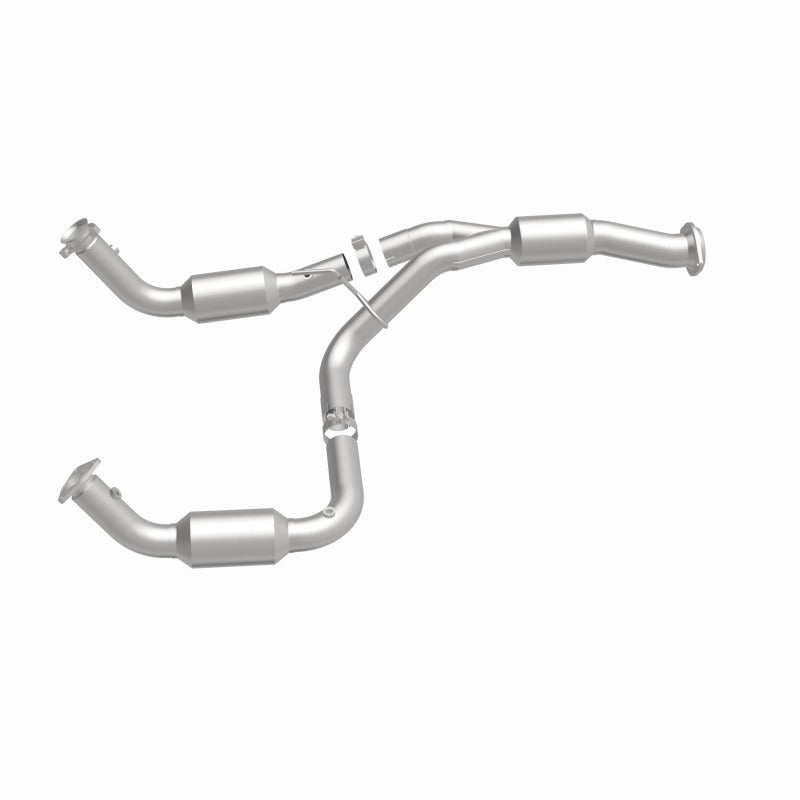 MagnaFlow 12-14 Chevrolet Silverado 2500 HD 6.0L Direct Fit Converter - 5582812