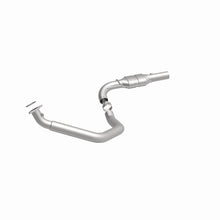 Load image into Gallery viewer, MagnaFlow Direct Fit Catalytic Converter 03-07 GM 2500/3500 D/S OEM - 49601