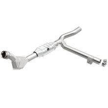 Load image into Gallery viewer, MagnaFlow Direct Fit Catalytic Converter 99-00 Ford F-150 4.2L 50S - 447142